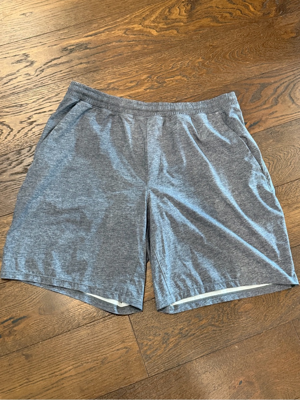 Men’s lululemon shorts size xxl lined